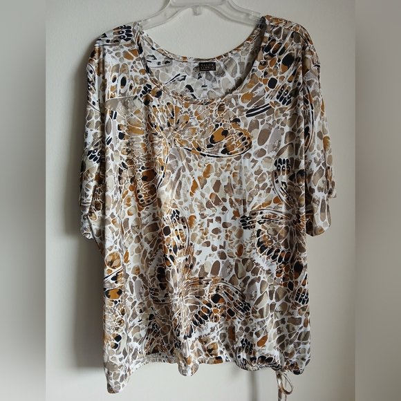 Salon Studio Butterfly print short sleeve top Size 4X - Picture 1 of 11